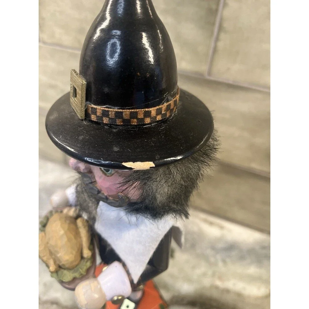 Vintage BRN Designs Nutcracker Pilgrim Holding Turkey Thanksgiving Decor 11.5”